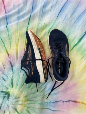 Altra Navy Blue Running Sneakers with Copper Accents
